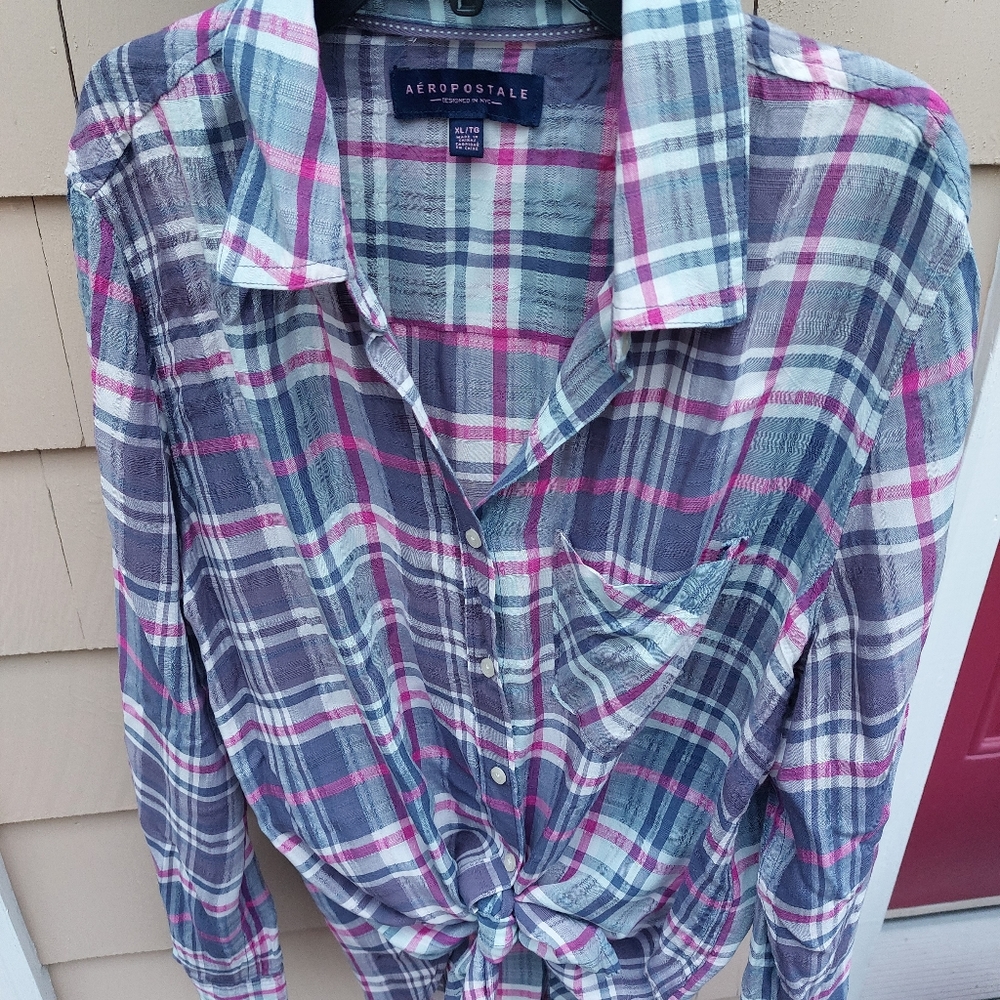 2-Aeropostale shirts - Picture 1 of 8